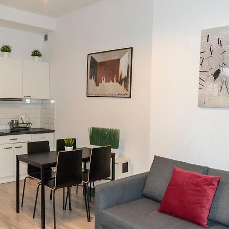 Old Cracow Apartment Mazowiecka 11 Krakow Luaran gambar