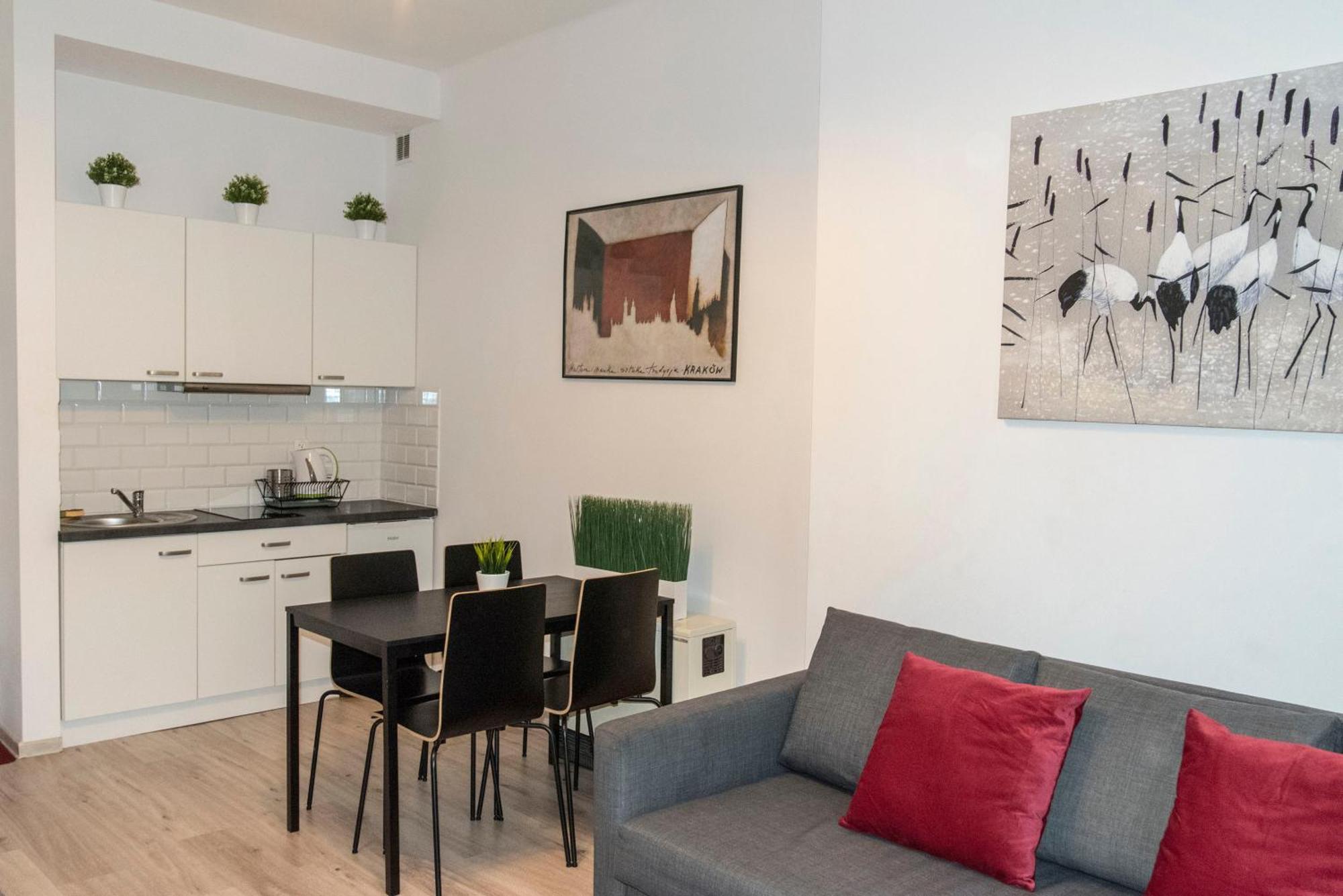 Old Cracow Apartment Mazowiecka 11 Krakow Luaran gambar